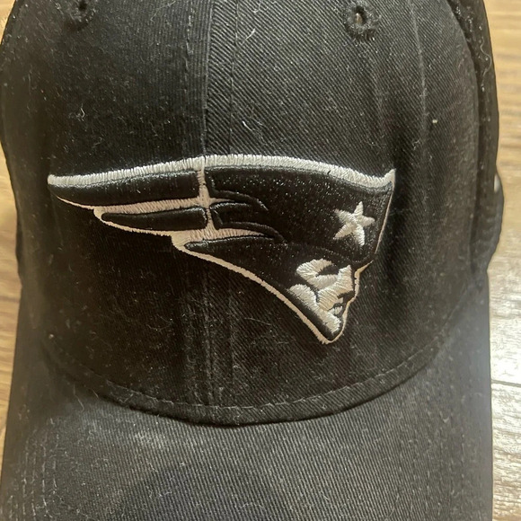 New England Patriots Hat - Picture 2 of 4